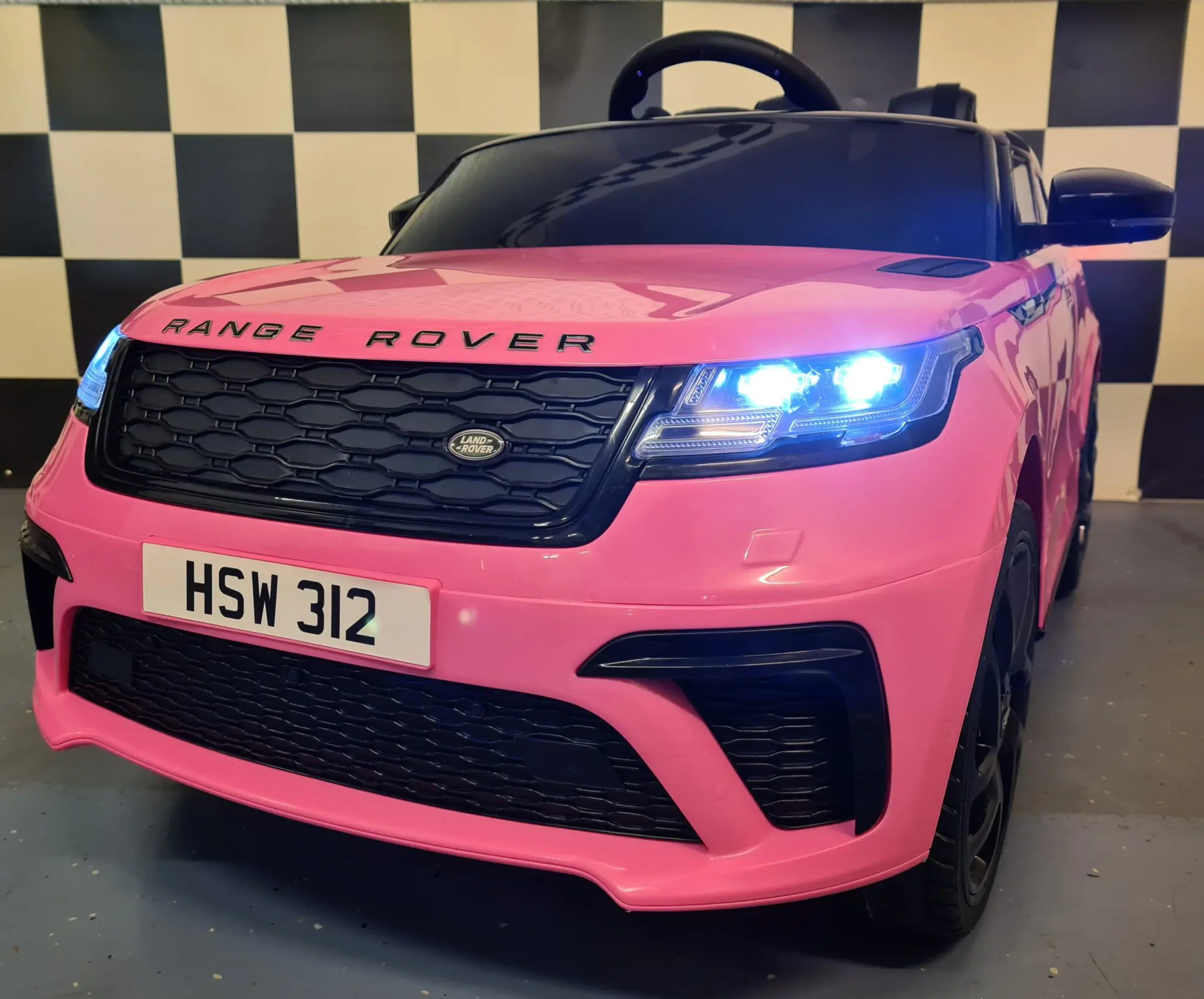 Mașinuță Electrică Copii Range Rover Velar 12V, Telecomandă 2.4G, Șa Piele, Centură 5 Puncte, Roz [2]