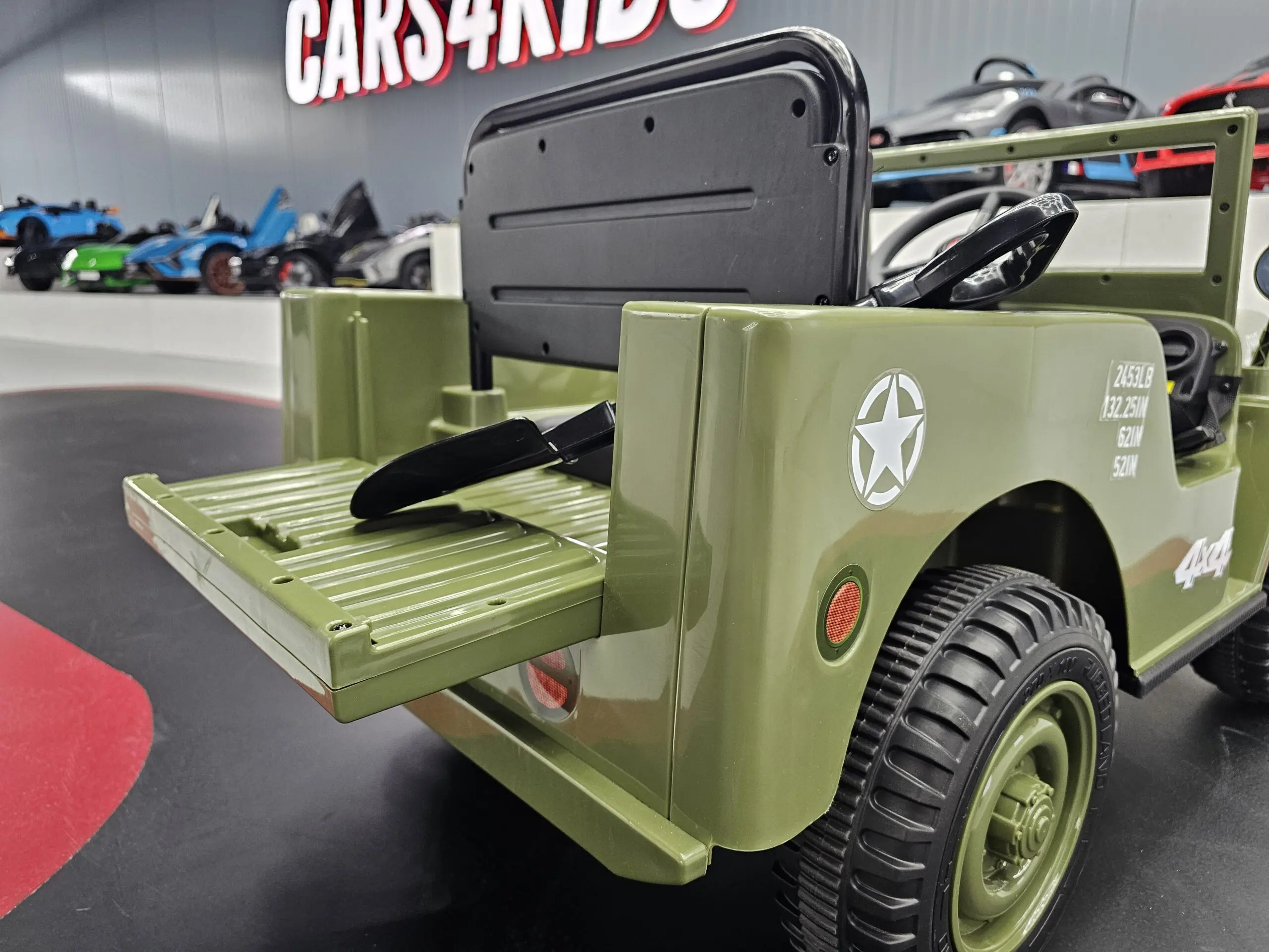 Jeep Electric pentru Copii Willy 12V Verde Militar, Design Retro – Telecomandă 2.4G, 4 Motoare | 3-5 Ani [11]