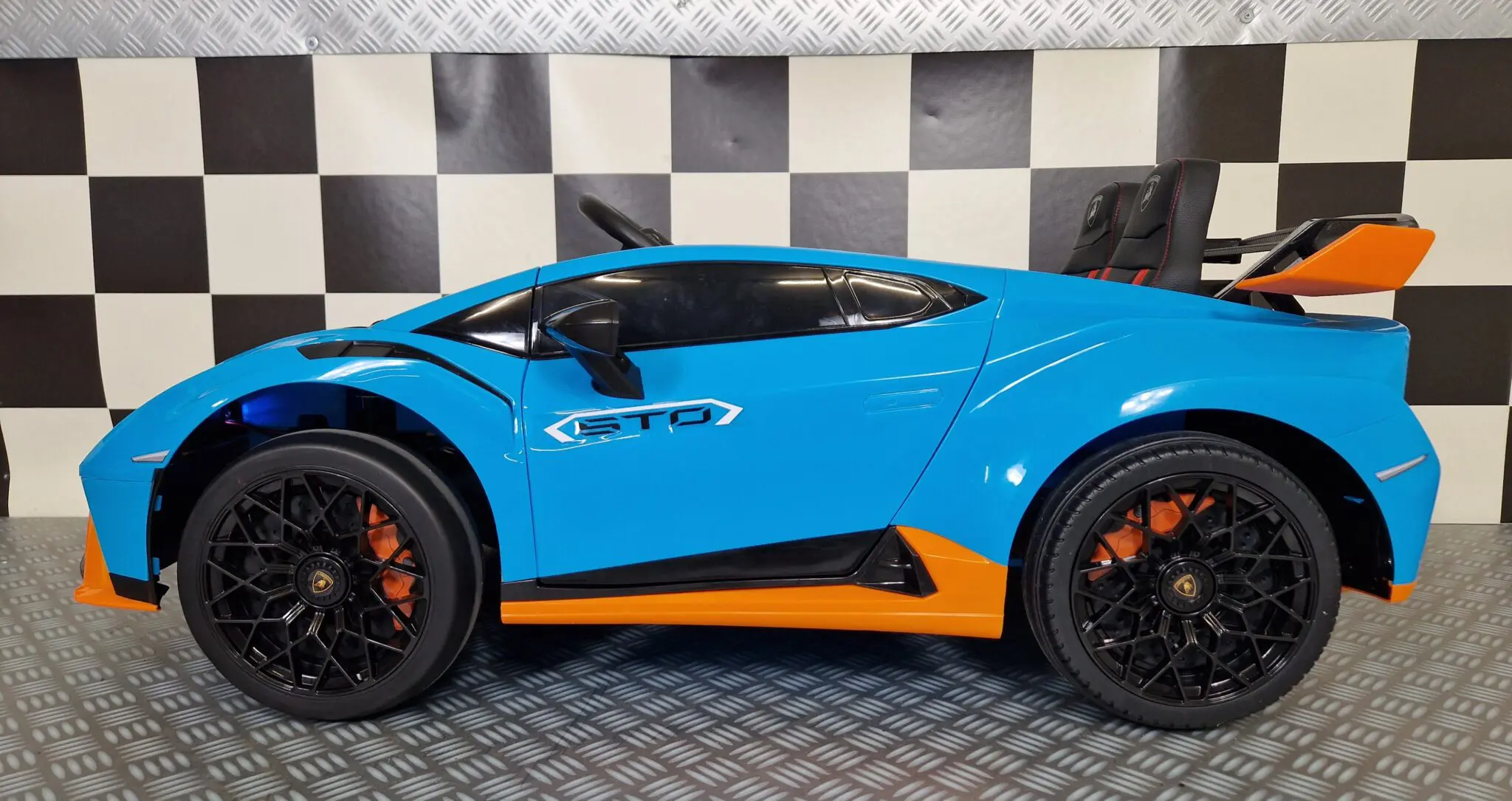 Mașinuță Electrică Copii Lamborghini Huracan STO 12V, Funcție Drift, Telecomandă 2.4G, Bluetooth, USB, Șa Piele, 3-5 ani [9]