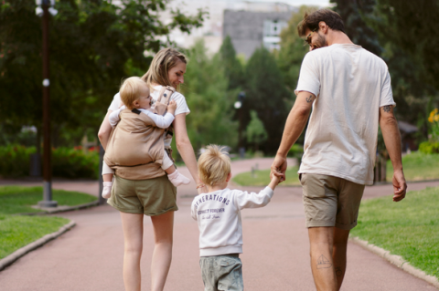 Babymoov - Moov & Boost Sistem de purtare transformabil in Booster, creat in colaborare cu medici kinetoterapeuti, Bej [5]