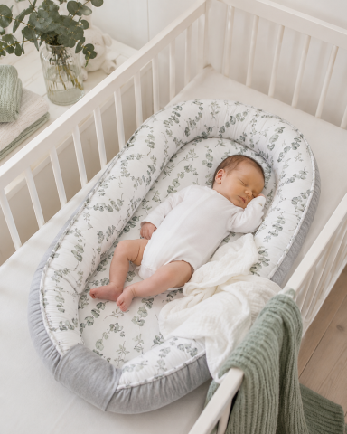 Perne, pilote si babynest - Babynest Premium BabySteps „Eucalipt Soft Grey" – Bumbac + Catifea, Umplutură BabySoft Hipoalergenică, Cordon Ascuns, OEKO-TEX® | 70x35cm, 0M+