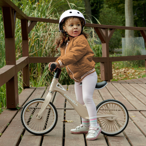 Bicicleta de echilibru fara pedale pentru copii, Kidwell NIX Beige, 3.05 kg, roți PU 29 cm, reglabilă, 80–120 cm, max. 30 kg [9]