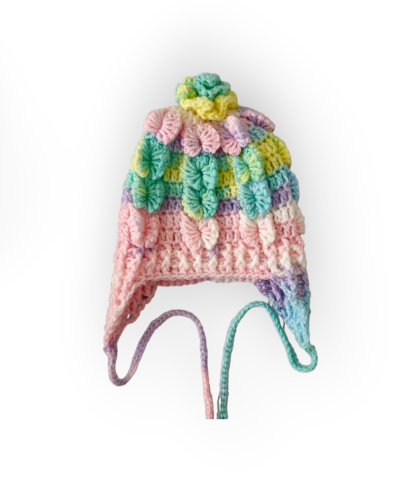 Caciulite Handmade - Căciuliță Handmade 0–3 Luni din Bambus pentru Bebeluși – Model 3D Pastel Rainbow