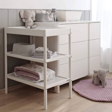 Masă de Înfașat pentru Bebeluși din Lemn Masiv – Woodies Classic Changer, Alb 76x44x86 cm, cu 2 Rafturi Înalte [4]
