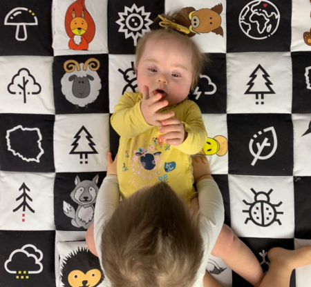 Covor de joaca termoizolant pentru bebe, activitati senzorial – Contrast 120x140cm by Kids Cudaki [1]