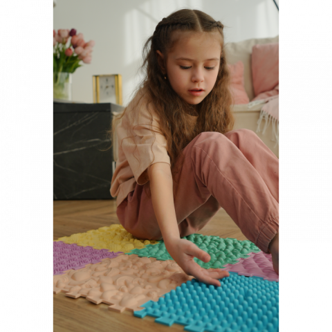 Covoraș ortopedic Puzzle „Mix” 8 elemente Pastel – joacă sănătoasă și reflexoterapie pentru toată familia - Copie [6]