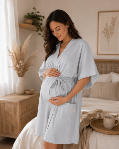 Articole pentru mamici - Halat Kimono Gravide și Mămici BabySteps „Gri Puf" – 70% Viscoză + 30% In, Mărime Universală, 2 Buzunare, Curea | 100cm Sarcină și Post-Partum