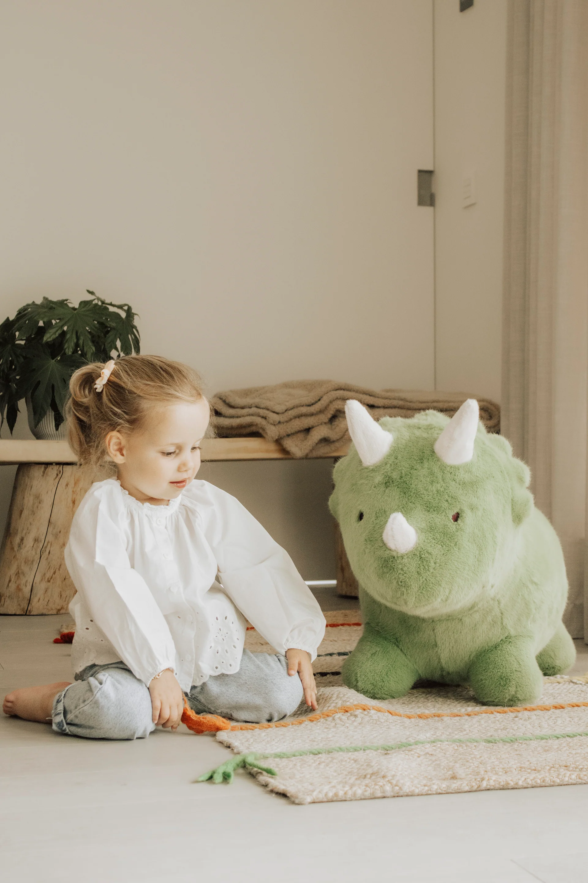 Jucărie gonflabilă premium Wild & Soft Soft Bouncy Dino – jucărie activă pentru interior, pompă inclusă [3]