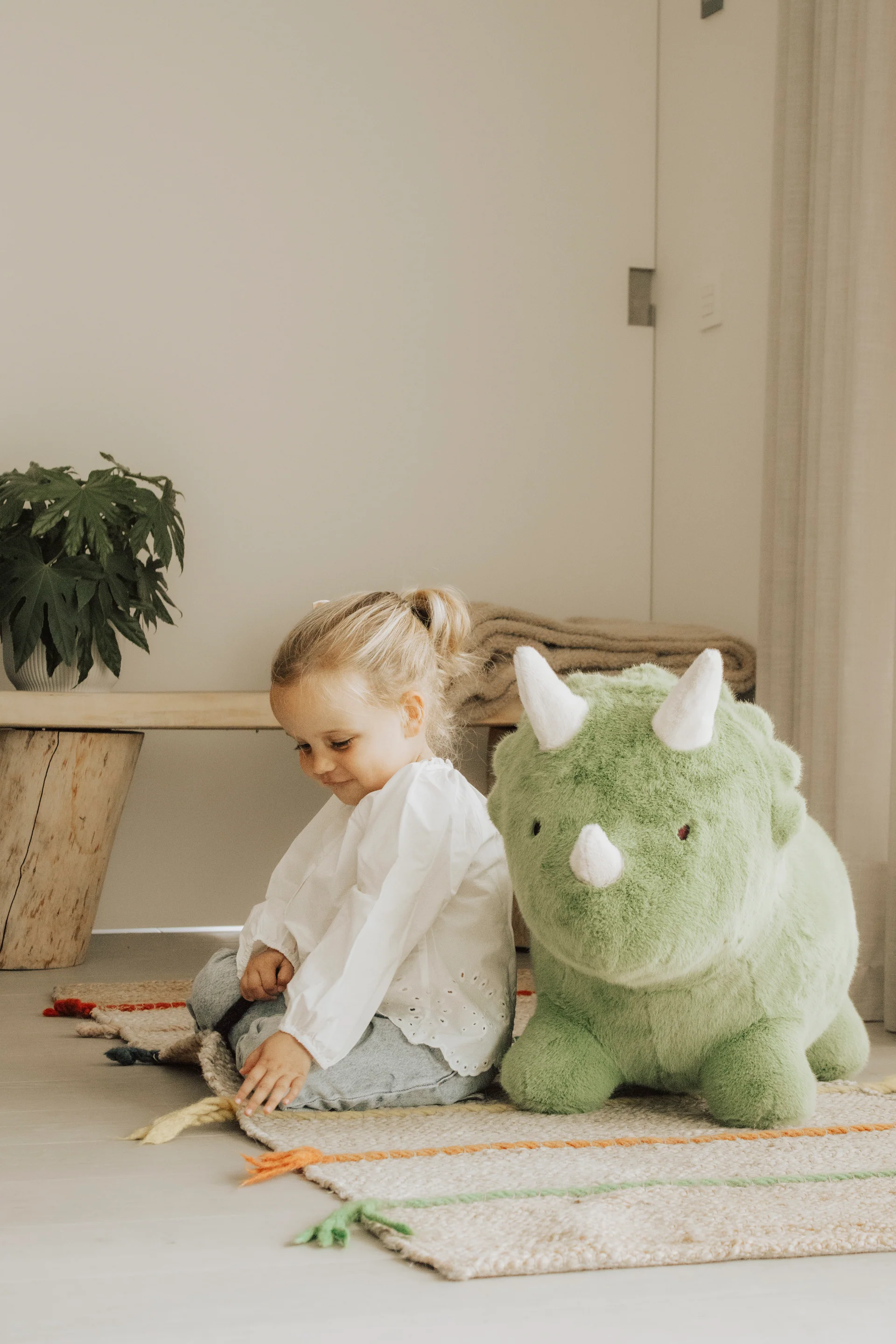 Jucărie gonflabilă premium Wild & Soft Soft Bouncy Dino – jucărie activă pentru interior, pompă inclusă [2]