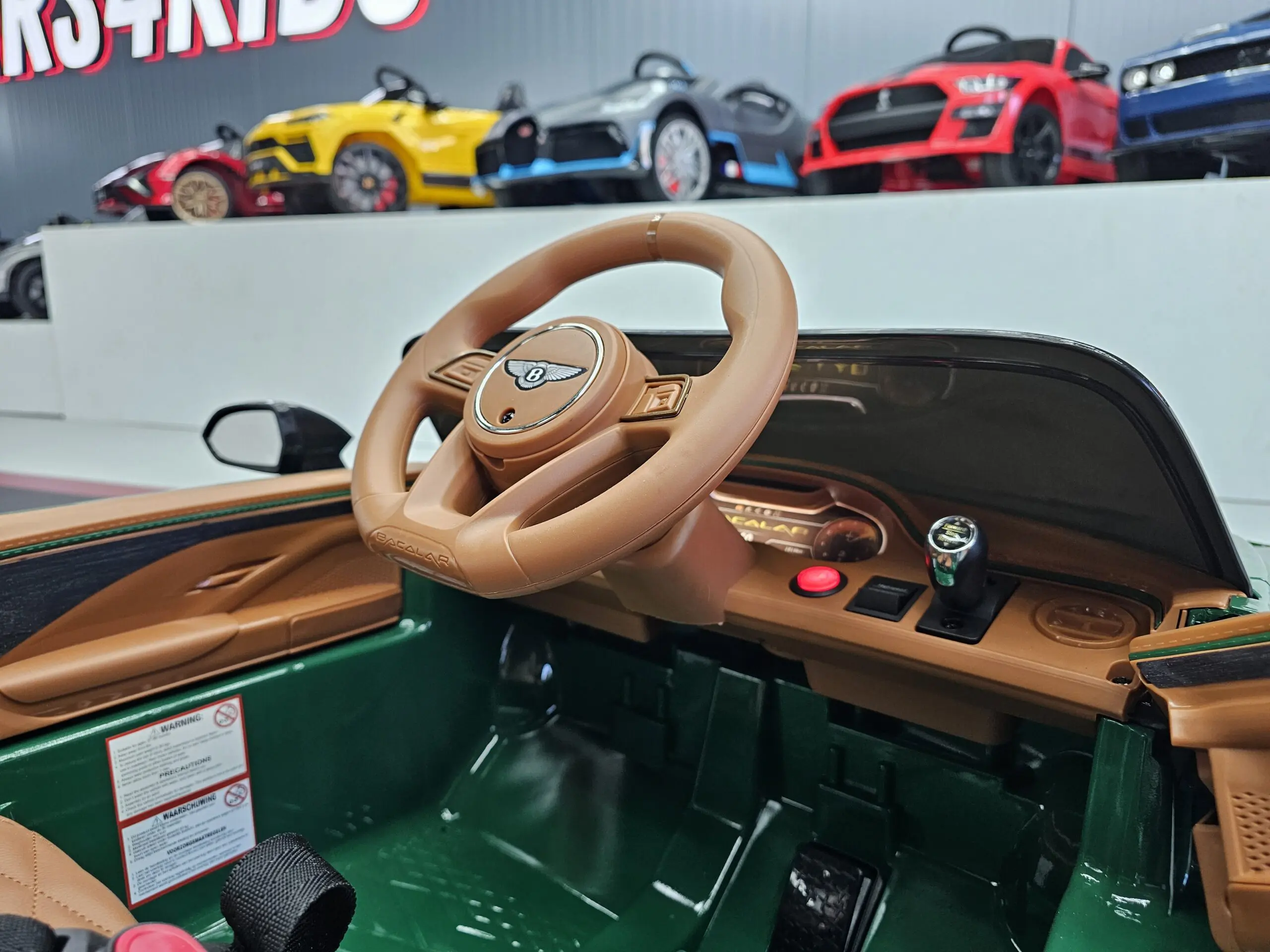 Mașină electrică Bentley Bacalar 12V Verde Metalic, Licență Oficială – Uși Verticale, Telecomandă 2.4G [7]