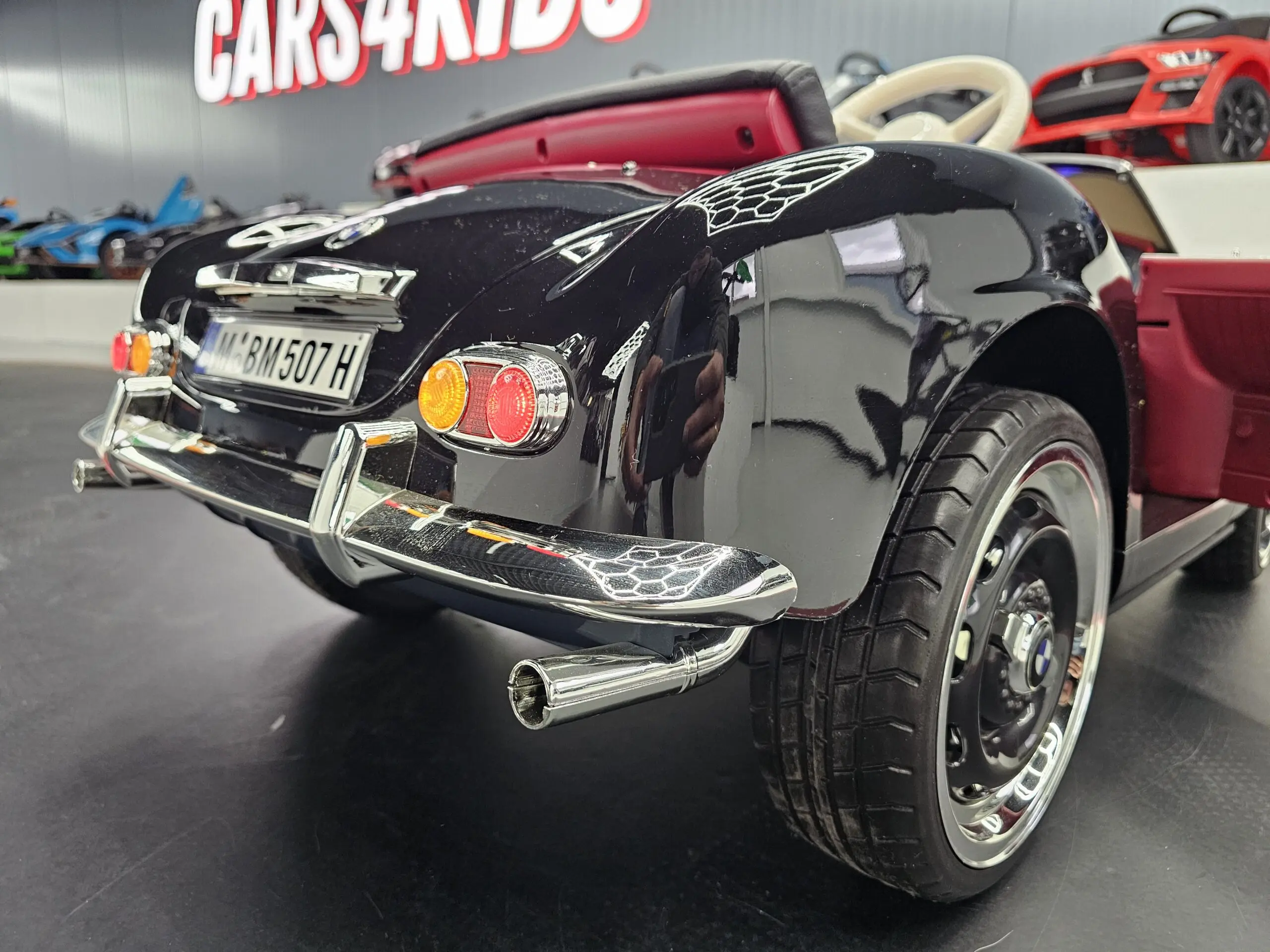 Mașină electrică BMW 507 12V Negru Metalic, Licență Oficială – Design Clasic, Telecomandă 2.4G [6]