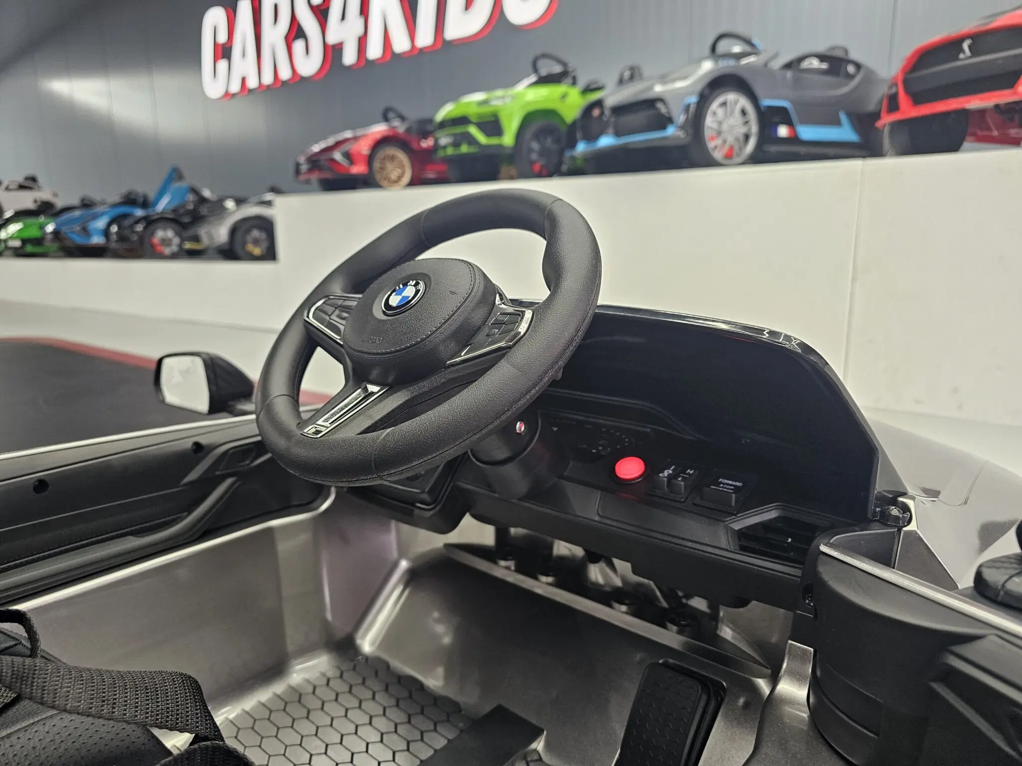 Mașină electrică BMW M4 12V Gri Metalic, Licență Oficială – Telecomandă 2.4G, Scaun Piele [10]