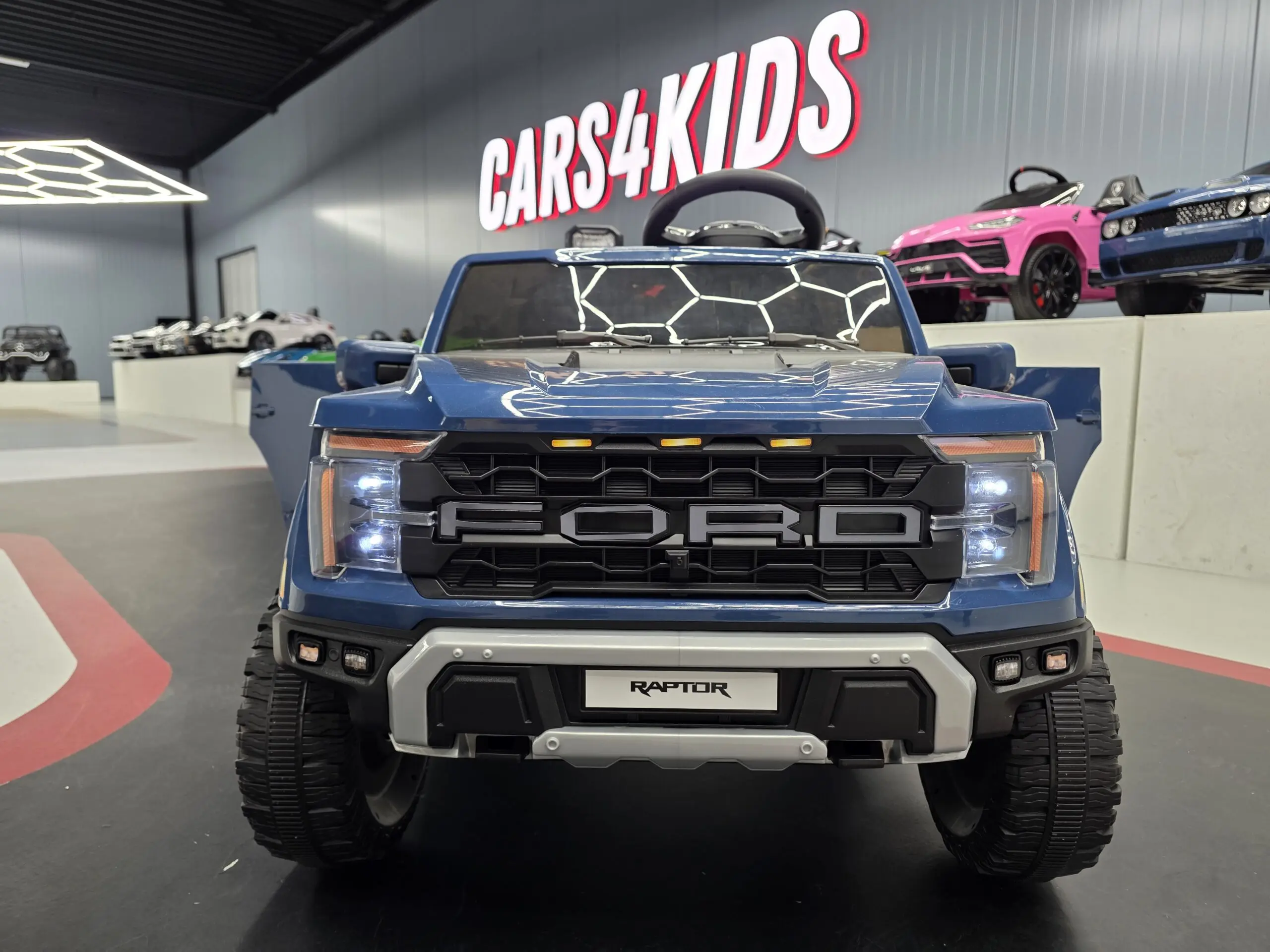 Mașină electrică Ford Raptor 24V Albastru, 2 Locuri, licență oficială – Telecomandă 2.4G, Scaun Piele [2]