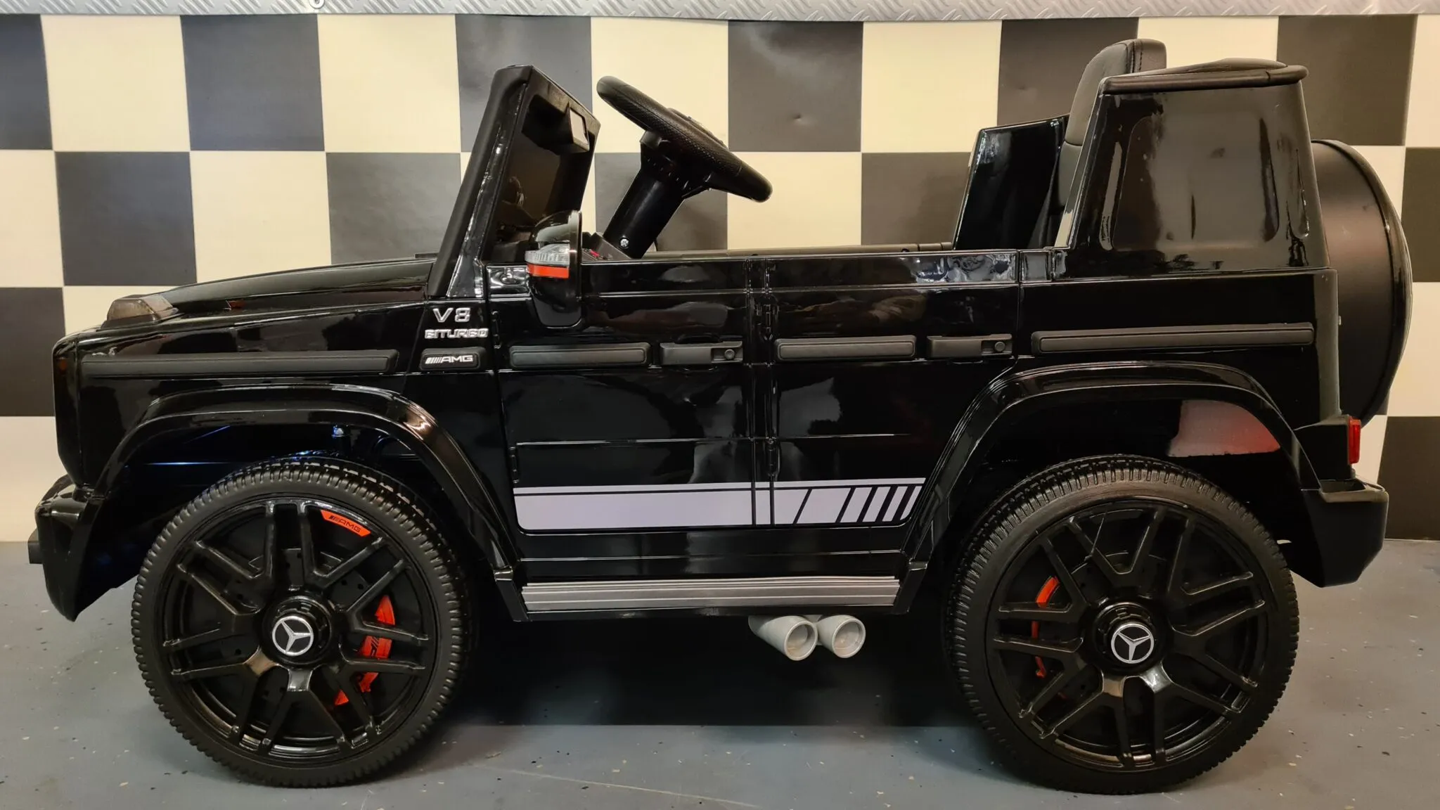 Mașină electrică pentru copii Mercedes-Benz G63 AMG 12V, baterie 7Ah, negru metalizat, 4 motoare, roți cauciuc, scaun piele, telecomandă 2.4G, centură în 5 puncte [7]