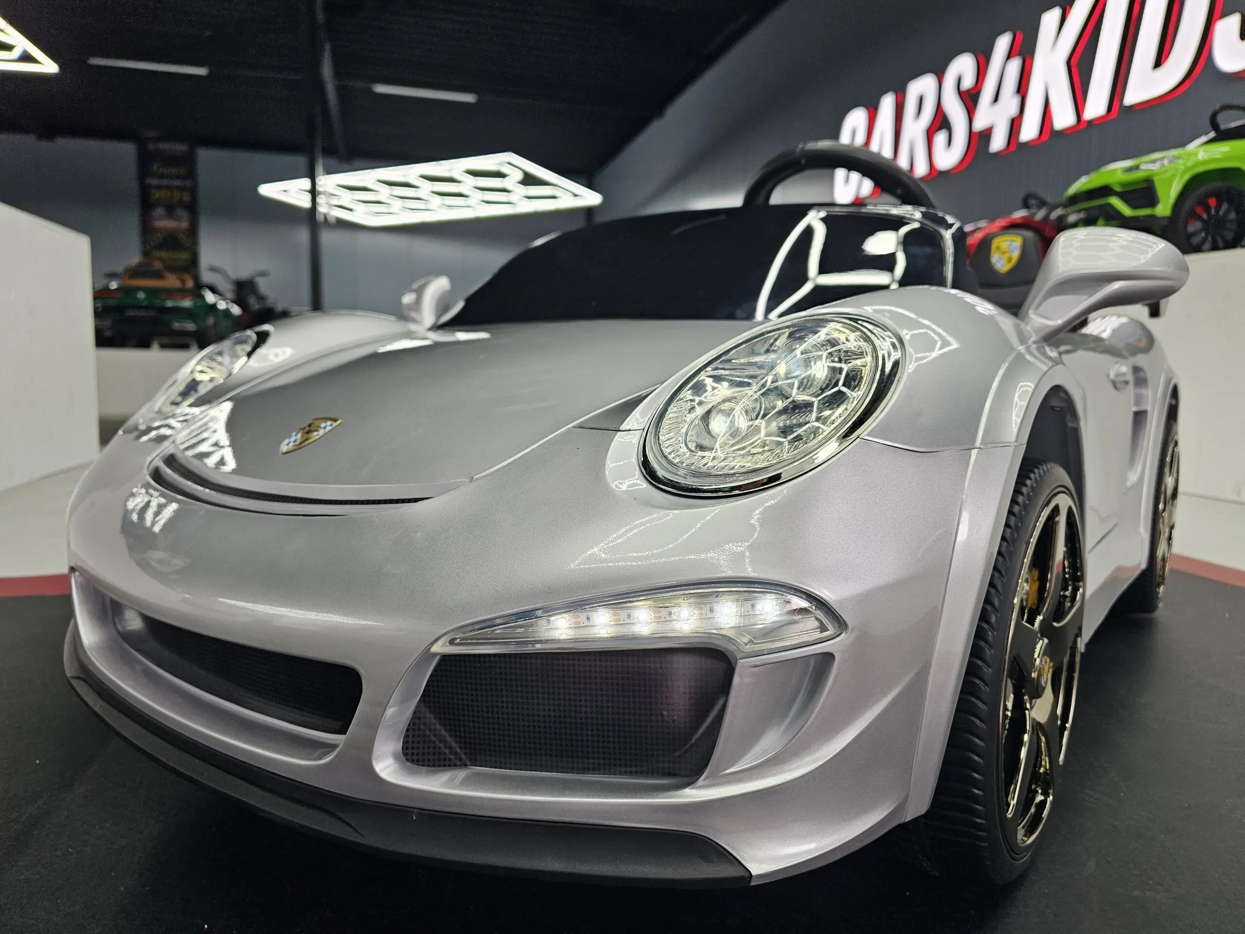 Mașină electrică Porsche RUF 24V Argintiu Metalic, 2 Locuri, licență oficială – Telecomandă 2.4G, Scaun Piele [3]