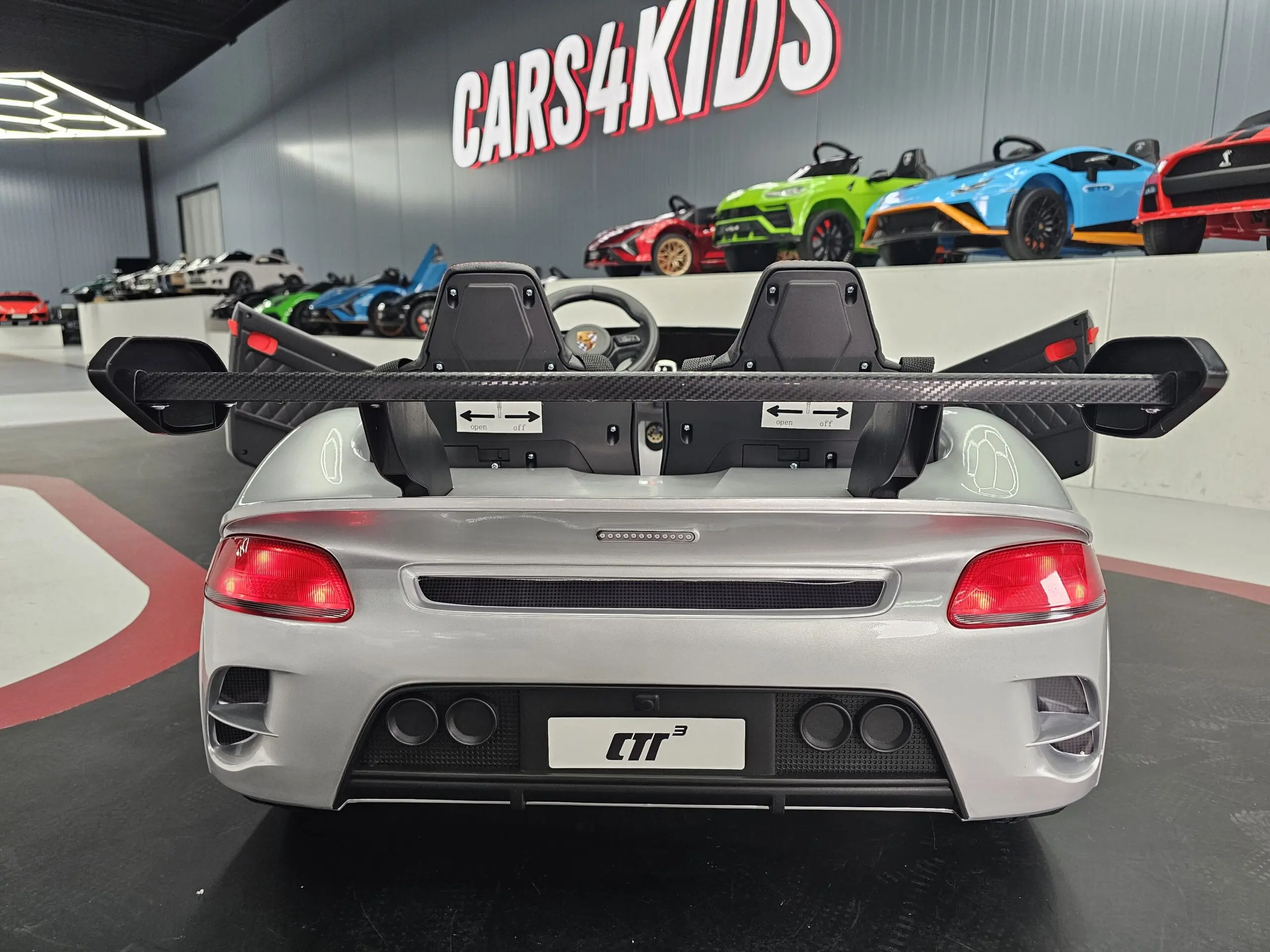 Mașină electrică Porsche RUF 24V Argintiu Metalic, 2 Locuri, licență oficială – Telecomandă 2.4G, Scaun Piele [6]