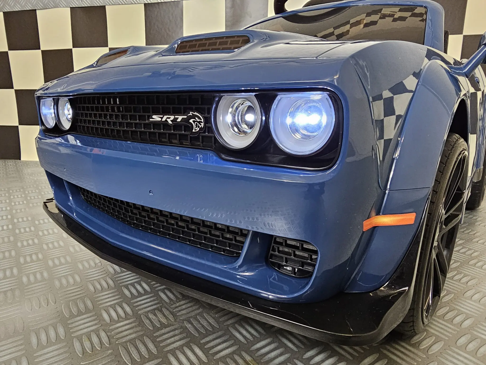 Mașinuță Electrică Copii Dodge Charger SRT 12V, Telecomandă, Bluetooth, Șa Piele, Suspensie, 3-5 ani [5]