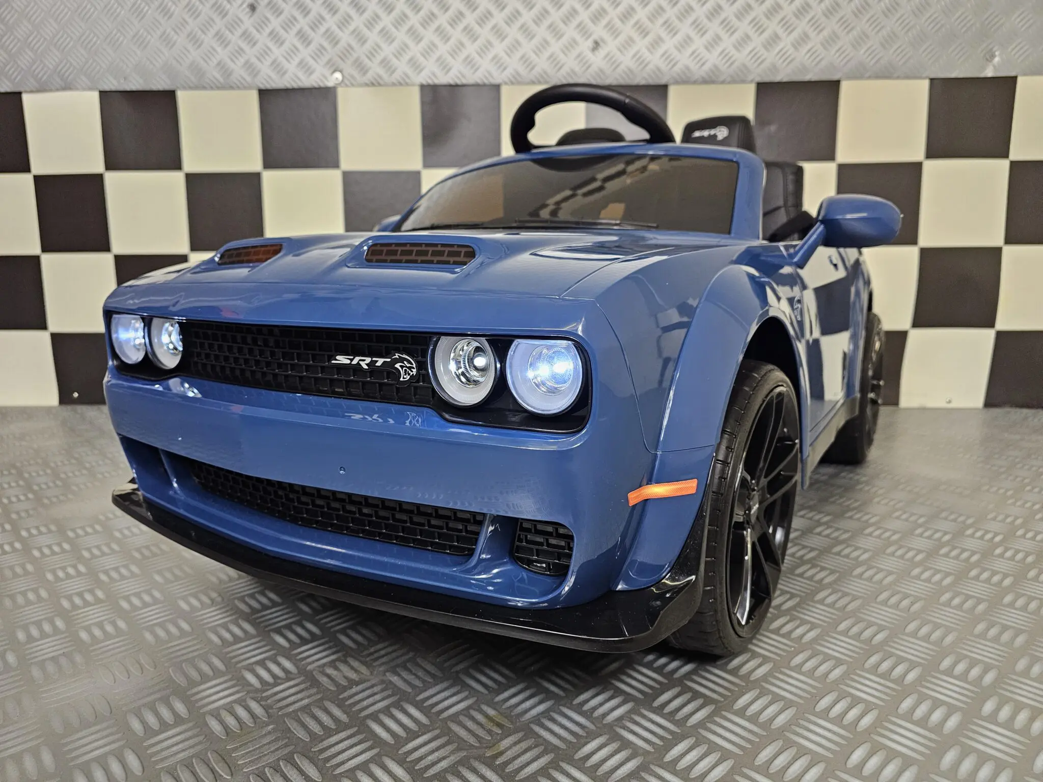 Mașinuță Electrică Copii Dodge Charger SRT 12V, Telecomandă, Bluetooth, Șa Piele, Suspensie, 3-5 ani [3]