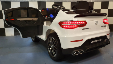 Mașinuță Electrică pentru Copii Mercedes-Benz GLC 63 AMG 12V Alb – 4 Motoare, Suspensii, Bluetooth, Telecomandă 2.4G | 3 Ani+, Max. 30 kg [6]