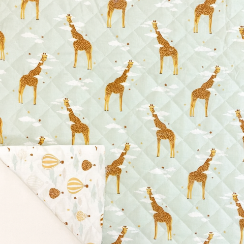 Păturică bebeluș handmade matlasată din bumbac premium cu fata dubla – Giraffe Head in Clouds, 135x100 cm [2]