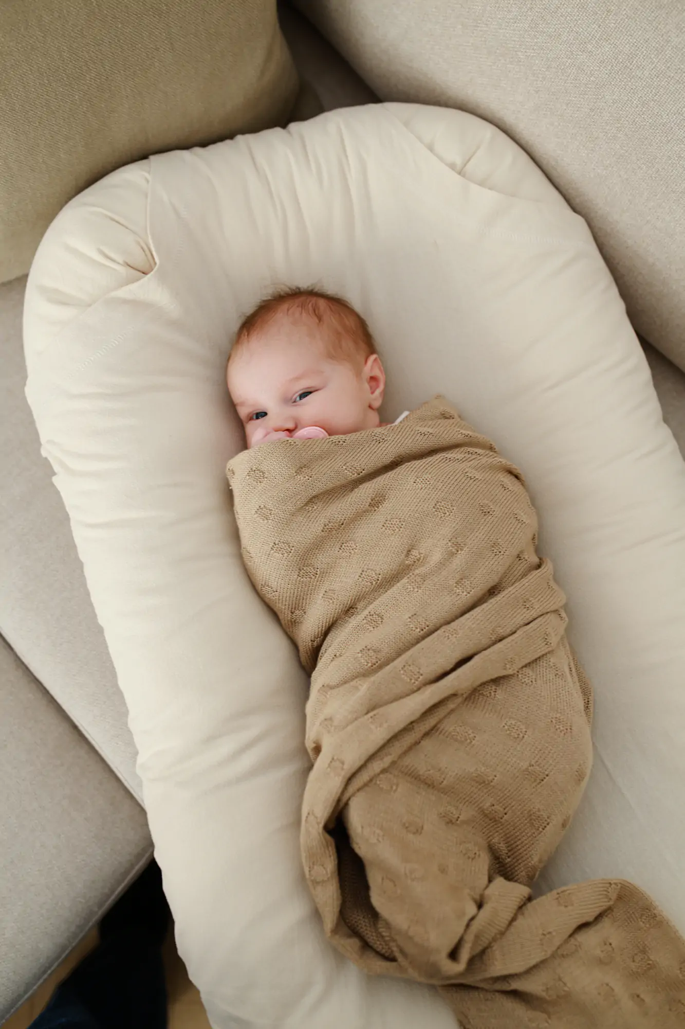 Păturică Tricotată din Bambus și Bumbac BabyLy, Silky Soft, 80x100cm, Mocha Mousse, Termoreglatoare, Certificată [3]