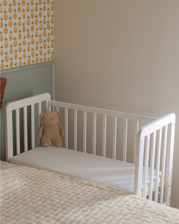 Patut bebe din lemn masiv, patut lateral cu inaltime reglabila a saltelei, bedside Alb, 90 x 40 cm [1]