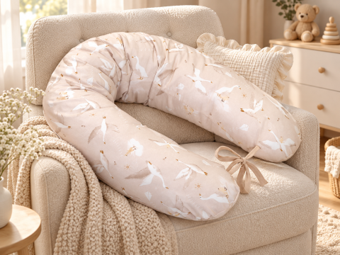 Pernă pentru gravide și alăptare, husă detașabilă din bumbac 100% și umplutură antialergică BabySoft®, Gâsca Bej – Amy [0]