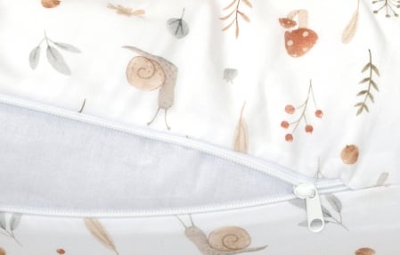 Perna pentru gravide si alaptare, husa detasabila din bumbac 100% si umplutura antialergică BabySoft®, Comori din natura, Amy [1]