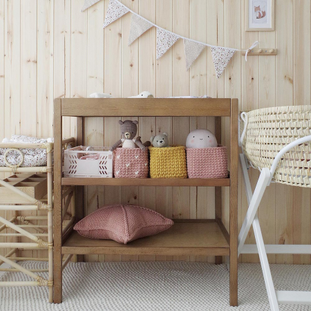Masă de Înfașat pentru Bebeluși din Lemn Masiv – Woodies Classic Changer, Vintage 76x44x86 cm, cu 2 Rafturi Înalte + Saltea din spuma cu Husă din Bumbac [4]