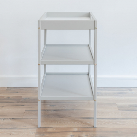 Masa infasat pentru bebelusi, lemn masiv, Gri 76 x 44 x 86 cm, Cu 2 Rafturi De Depozitare Inalte,inclus Saltea din spuma, husa detasabila bumbac, Woodies, 40 x 70 cm [2]