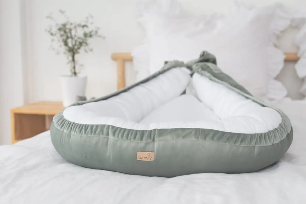 Suport de dormit Babynest Premium Bumbac Organic si Catifea Mint cu Funda by BabyLy, 80x50 cm [4]