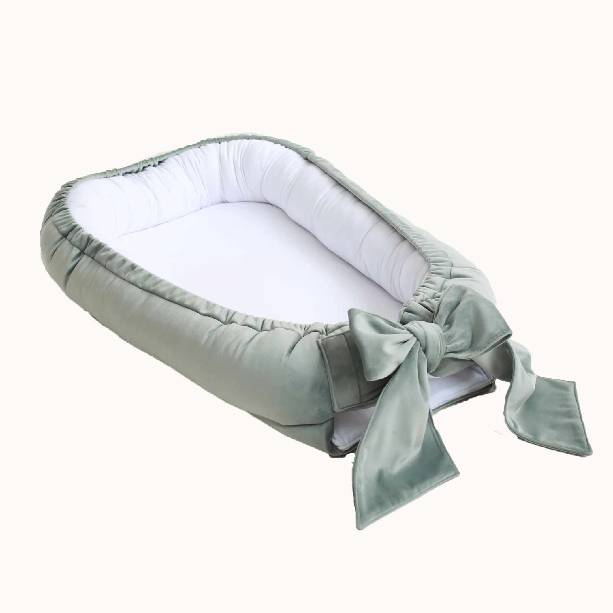 Camera copilului - Suport de dormit Babynest Premium Bumbac Organic si Catifea Mint cu Funda by BabyLy, 80x50 cm