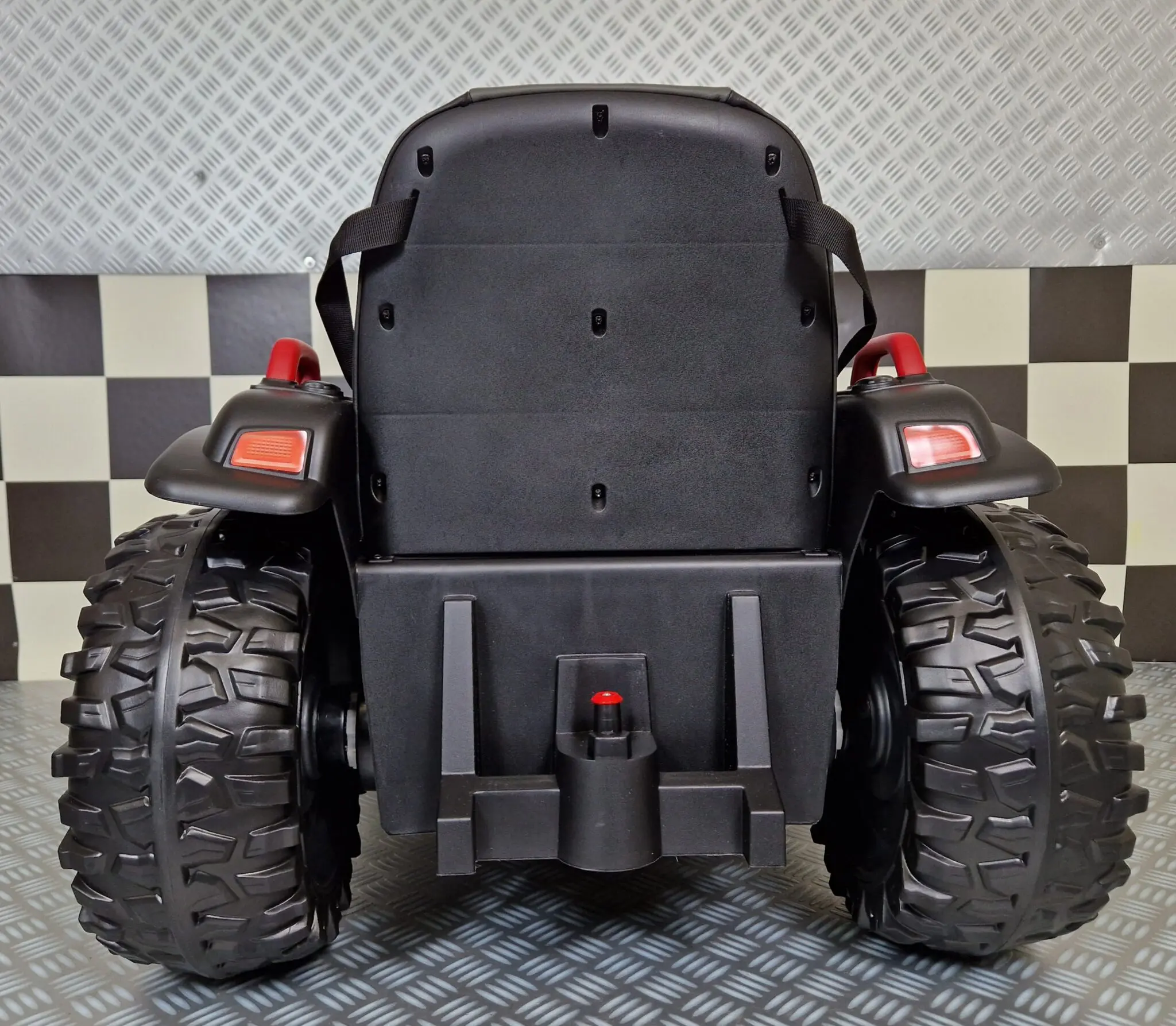 Tractor Electric pentru Copii Farmer 12V Roșu, cu Remorcă Detașabilă și Telecomandă 2.4G – Roți EVA, Scaun Piele | 3-6 Ani [9]