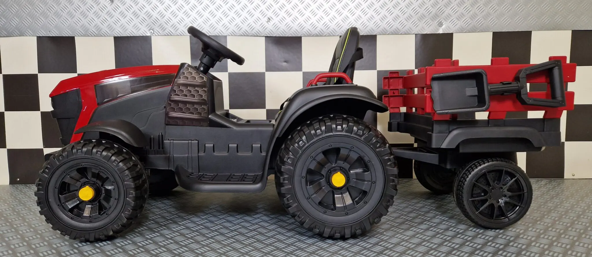 Tractor Electric pentru Copii Farmer 12V Roșu, cu Remorcă Detașabilă și Telecomandă 2.4G – Roți EVA, Scaun Piele | 3-6 Ani [5]