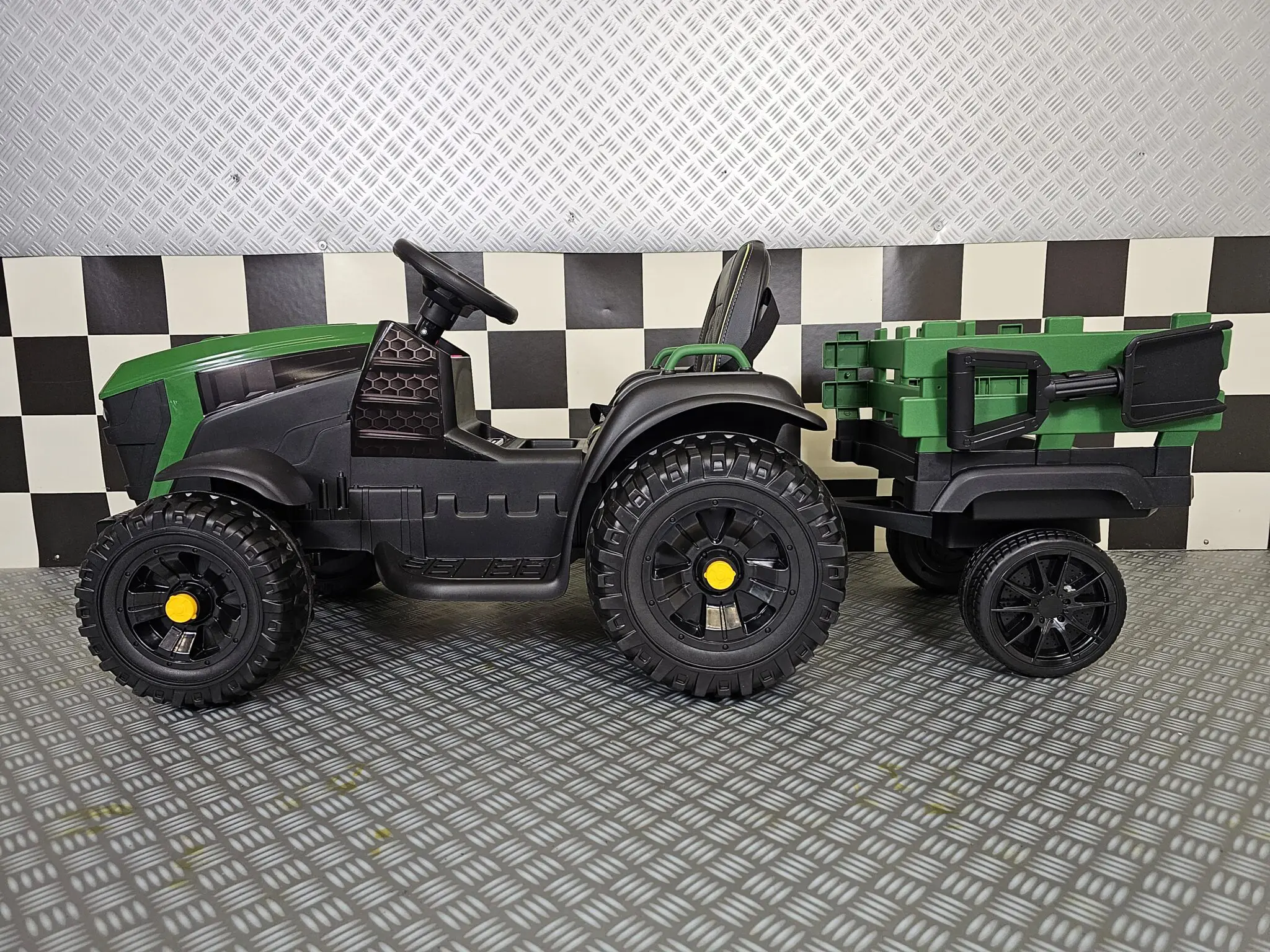 Tractor Electric pentru Copii Farmer 12V Verde, cu Remorcă Detașabilă și Telecomandă 2.4G – Roți EVA, Scaun Piele | 3-6 Ani [4]