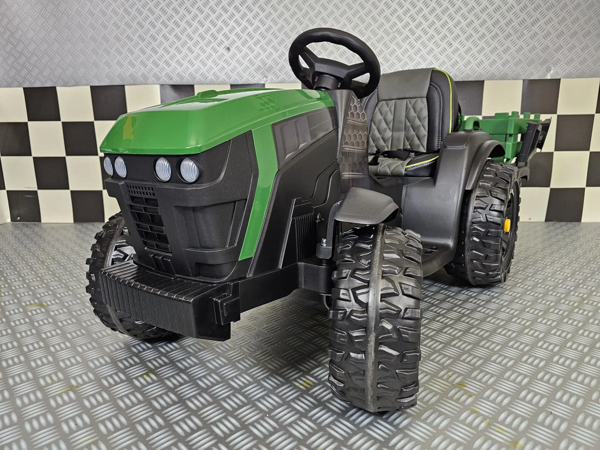 Tractor Electric pentru Copii Farmer 12V Verde, cu Remorcă Detașabilă și Telecomandă 2.4G – Roți EVA, Scaun Piele | 3-6 Ani [1]