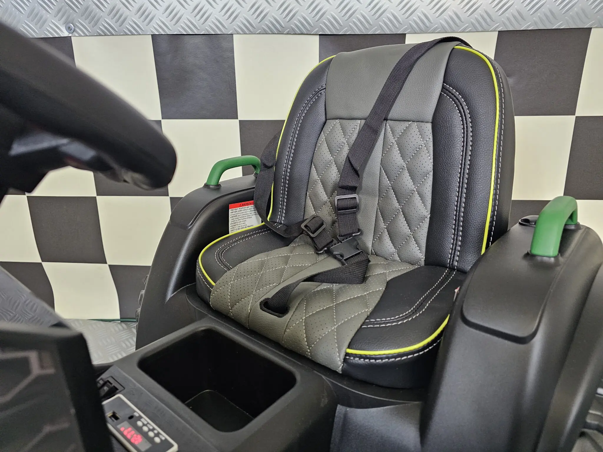 Tractor Electric pentru Copii Farmer 12V Verde, cu Remorcă Detașabilă și Telecomandă 2.4G – Roți EVA, Scaun Piele | 3-6 Ani [6]