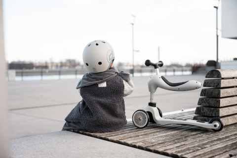 Trotinetă copii 2in1 premium Scoot & Ride HighwayKick 1 Ash, cu șezut, sistem anti-răsturnare, reglabilă 1–5 ani (max. 50 kg) [40]