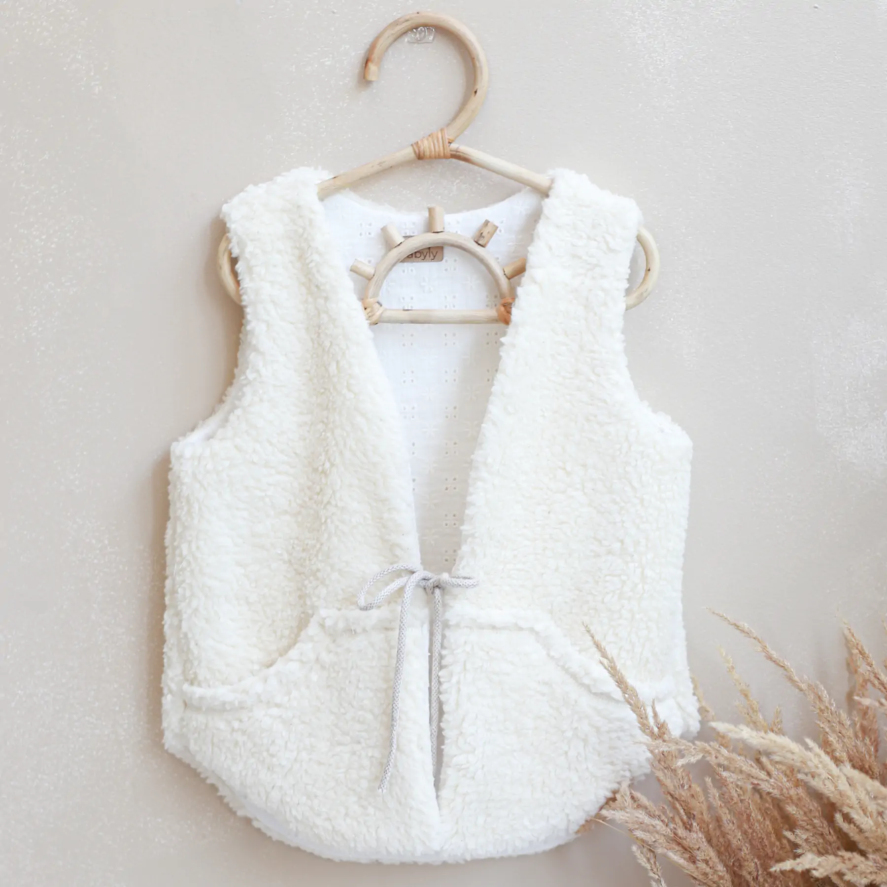 Vesta pentru copii, reversibila, dublat, muselina carouri Bej si tesatura bucle Crem, Teddy by BabyLy, 92/98, 1-3 ani [9]