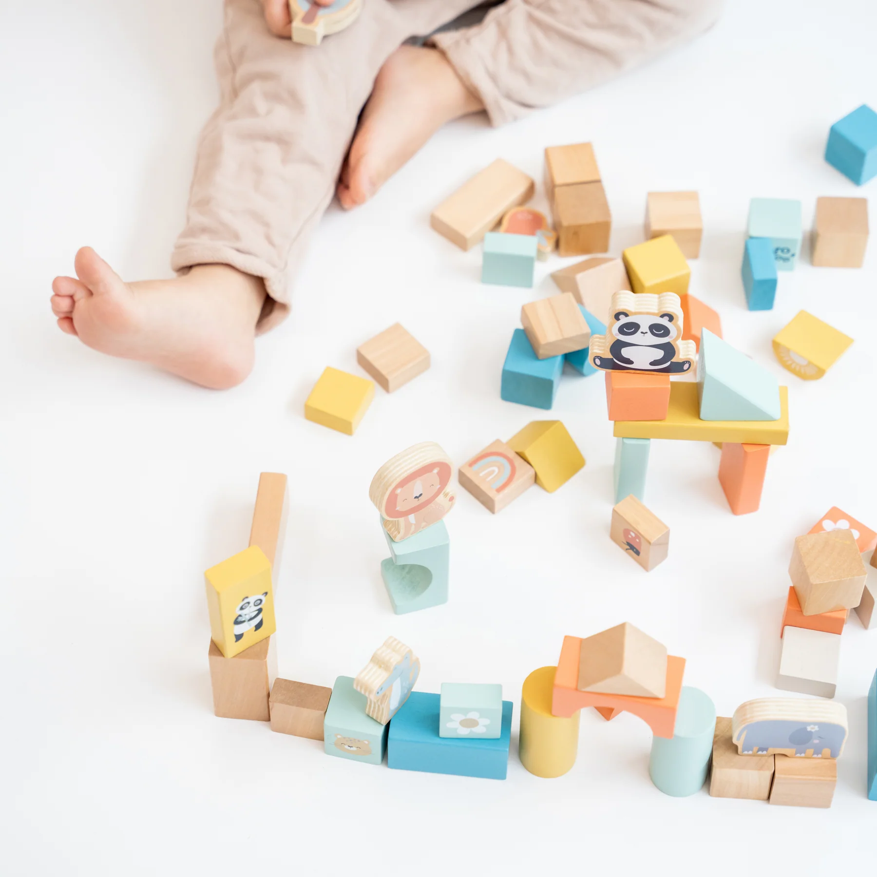 Cuburi din lemn, colorate, 60 bucati diferite forme [6]