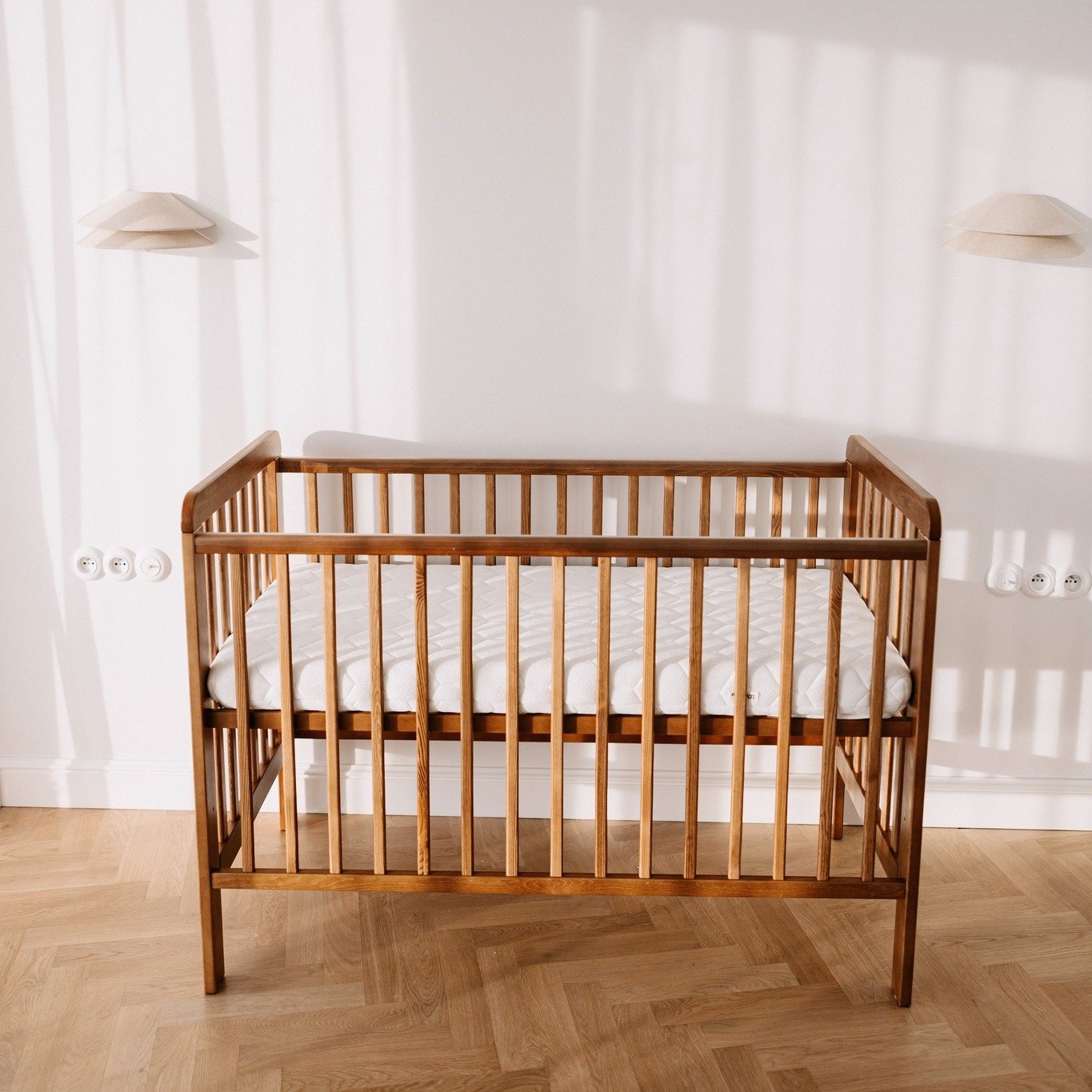 OEM-Patut bebe din lemn masiv, patut lateral cu inaltime reglabila a saltelei, bedside Vintage, 90 x 40 cm [9]