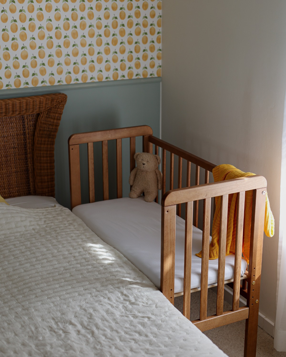 OEM-Patut bebe din lemn masiv, patut lateral cu inaltime reglabila a saltelei, bedside Vintage, 90 x 40 cm [4]