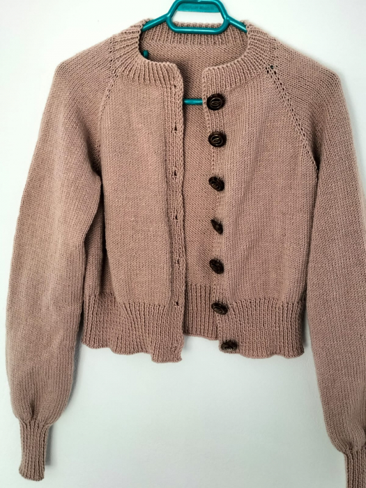 Cardigan tricotat [2]