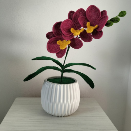 Flori si aranjamente florale crosetate - Orhidee magenta crosetata