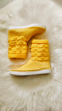 Pantofi High-Up Artizanale Croșetate - Pantofi High-Up Artizanali Croșetati MagiCraft, în Nuanța de Galben - MagiCraft