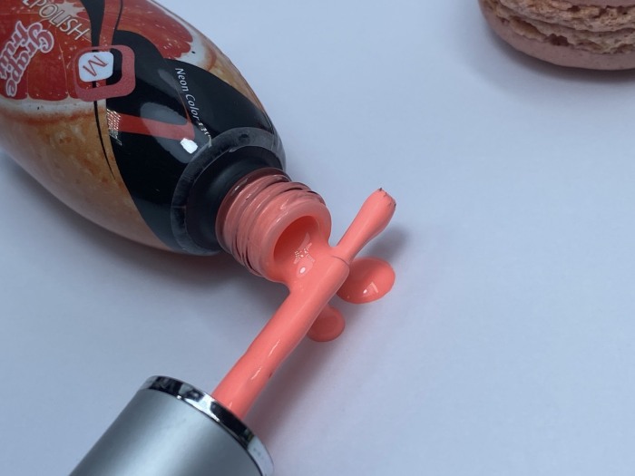 Oja semipermanenta Gelpolish Grapefruit 15 ml [2]