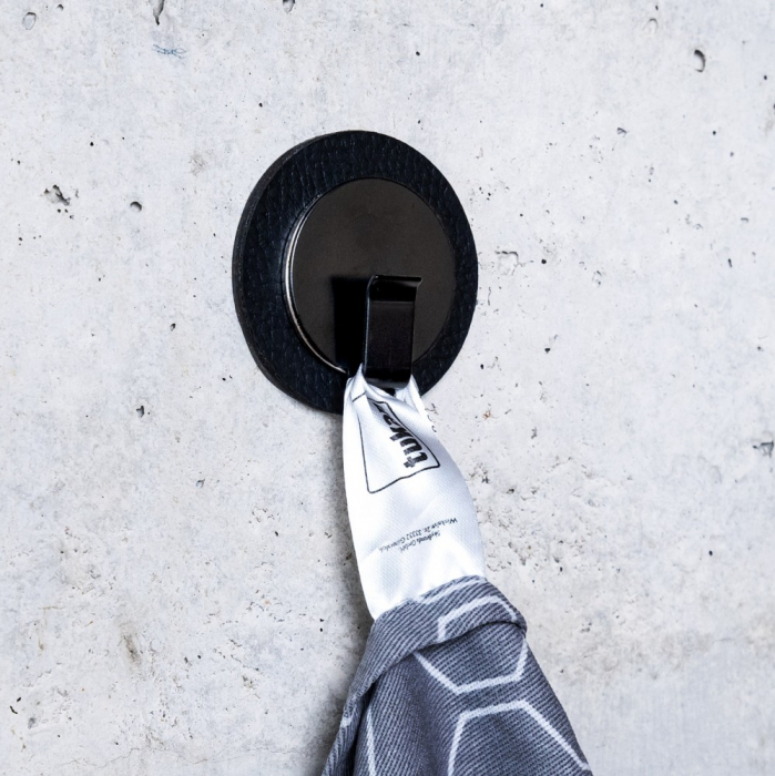 Carlig magnetic „Clever” negru cu suport negru [7]