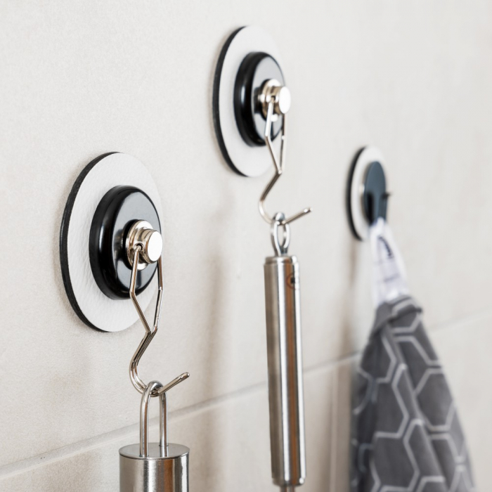 Carlig magnetic rotativ „The One” cu suport alb [8]