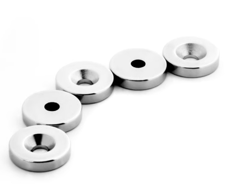 Magnet neodim inel 20mm x 4,5mm x 4mm, cu sanfren [1]