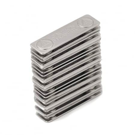 Suport magnetic pentru ecuson cu plastic [3]